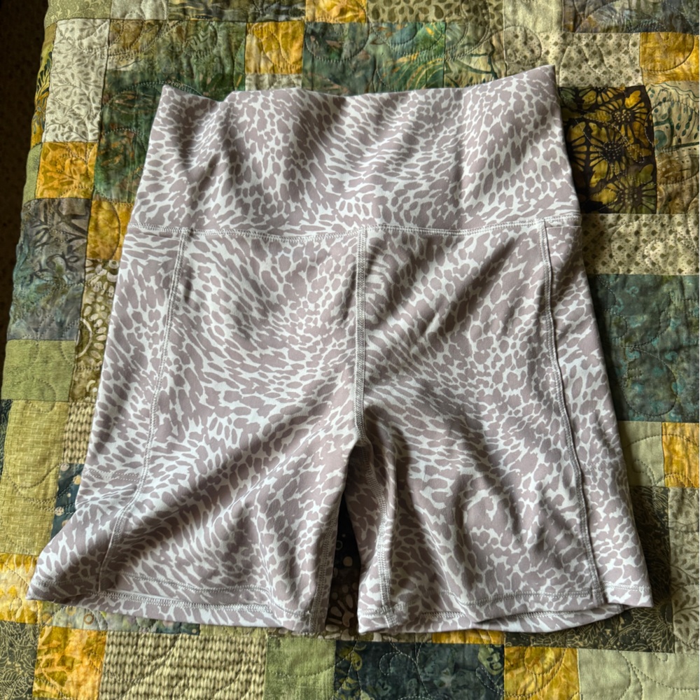 Vuori Gray Pleated Mini Shorts Casual
